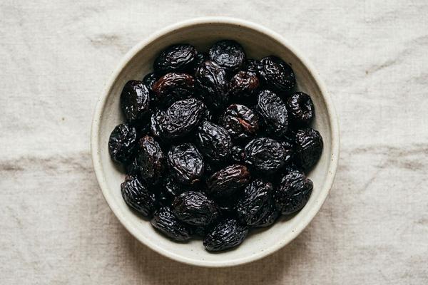 Prunes