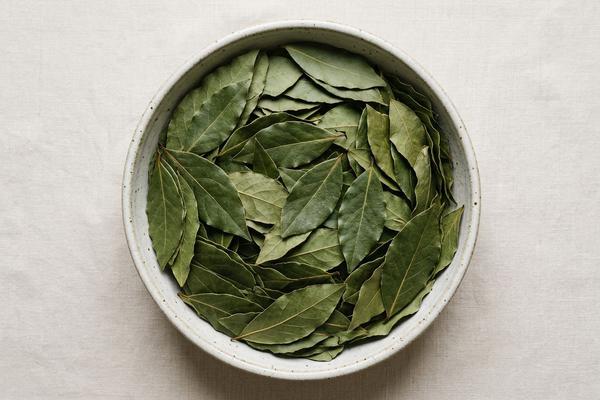 Bay leaves