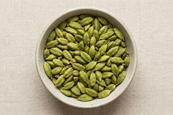 Green cardamom