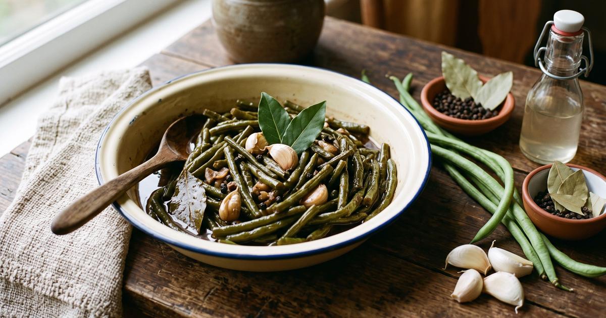 Adobong Sitaw, Filipino Long Beans in Vinegar and Garlic