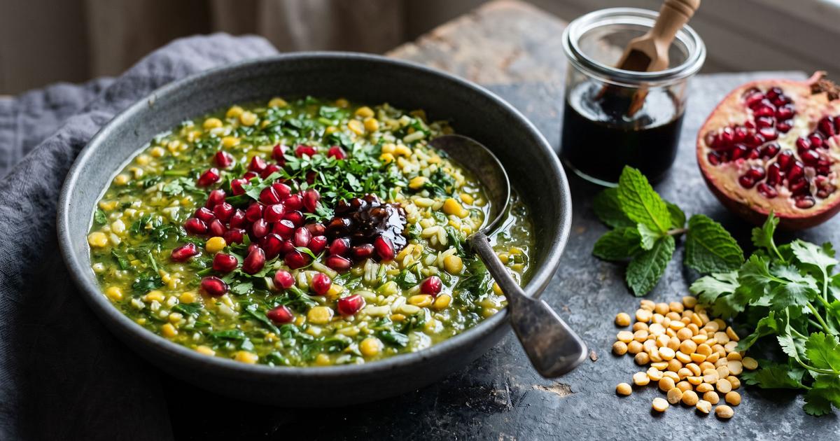 Ash-e Anar, Persian Pomegranate Soup