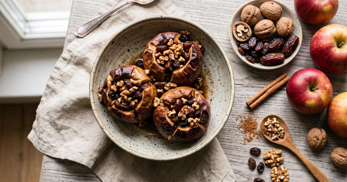 Bratapfel, German Baked Stuffed Apple