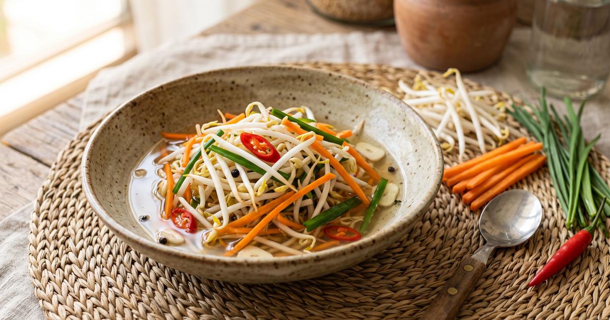 Dua Gia, Vietnamese Pickled Bean Sprouts