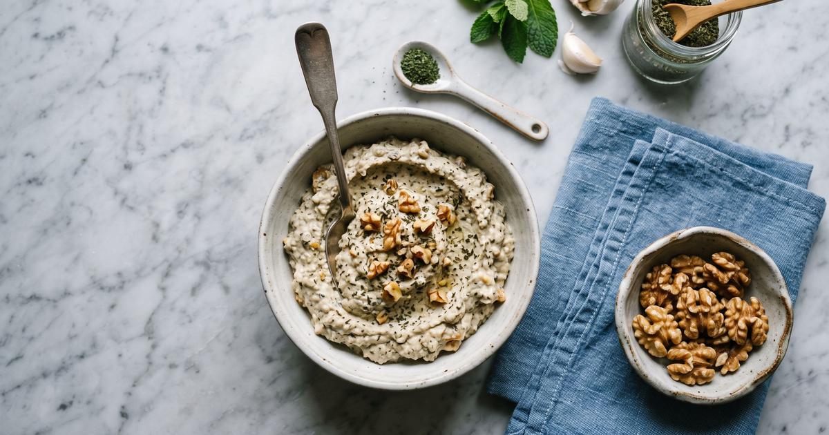 Haydari, Turkish Herbed Yogurt and Walnut Dip