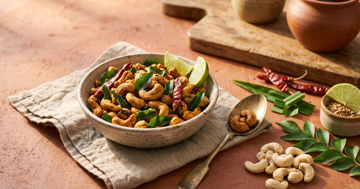 Devilled Cashews, Sri Lankan Kaju Thel Dala