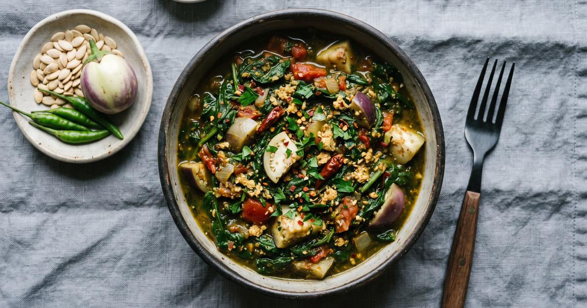 Kontomire, Ghanaian Spinach and Pumpkin-Seed Stew