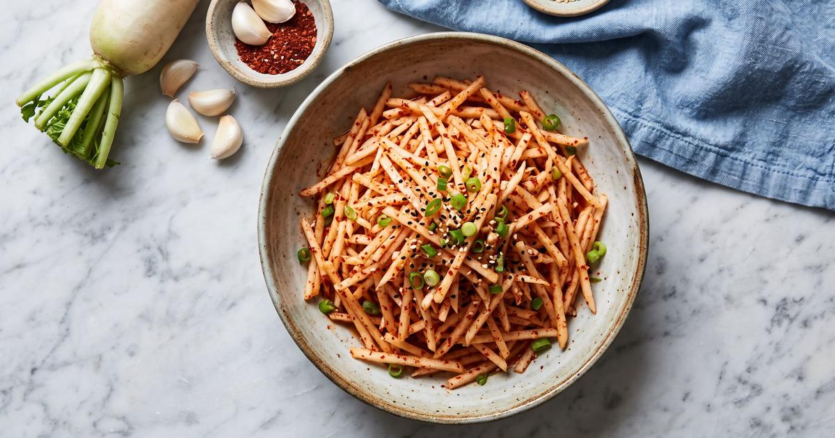 Musaengchae (Spicy Radish Salad)