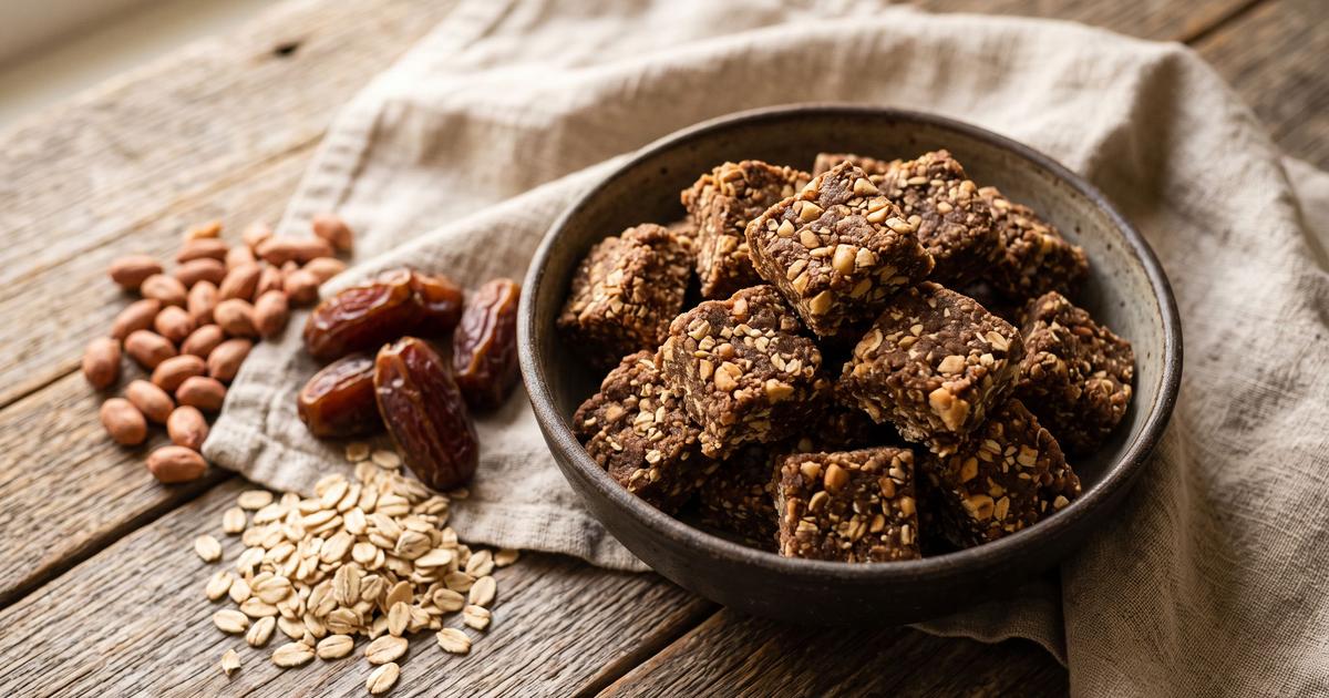 Paçoca, Brazilian Peanut and Date Bites