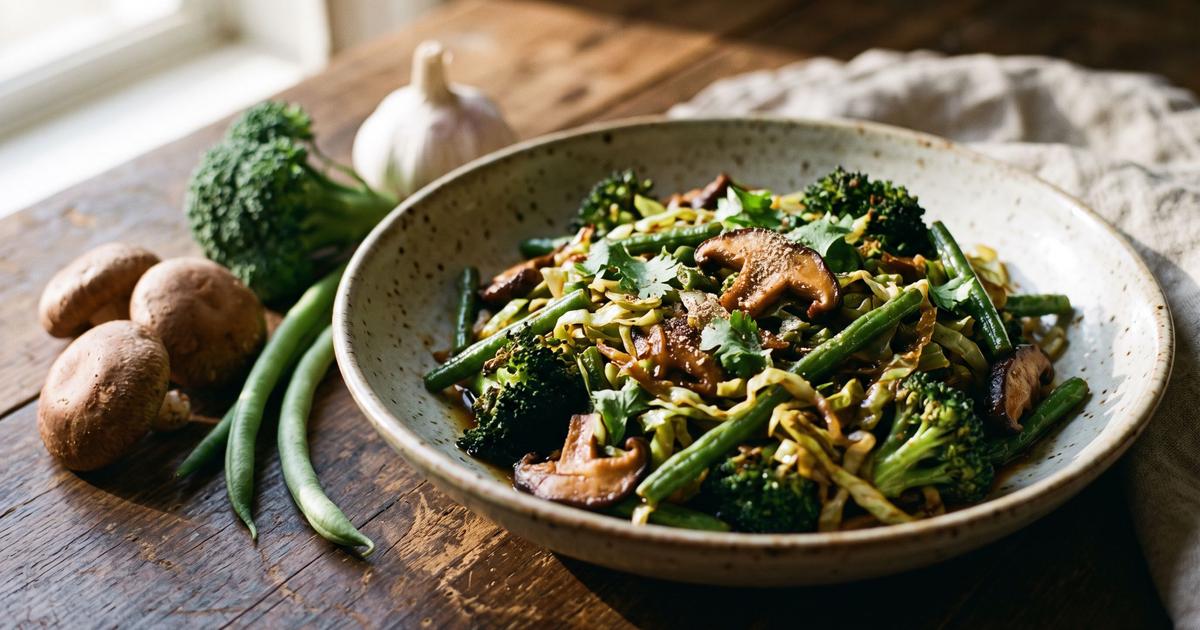 Phat Phak Ruam, Thai Stir-Fried Mixed Vegetables