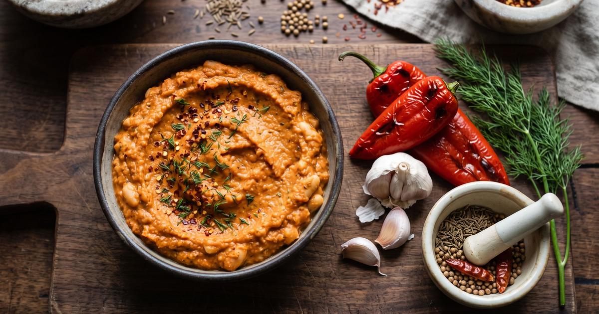 Roasted Red Pepper and White Bean Dip