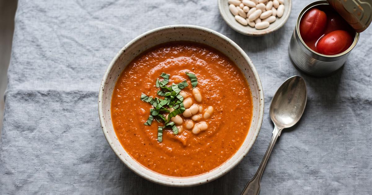 Roasted Tomato and White Bean Soup