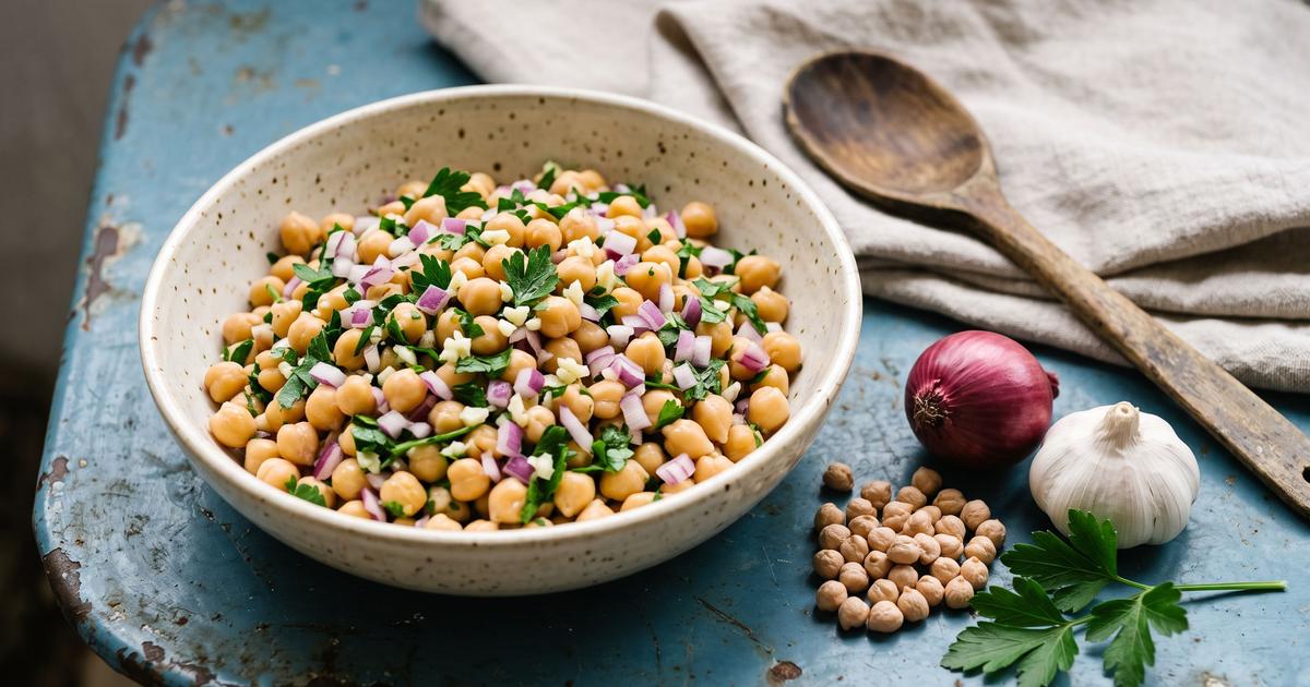 Salada de Grão, Portuguese Chickpea Salad