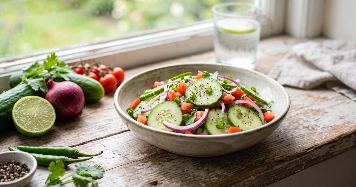 Cucumber Sambola, Sri Lankan Cucumber and Onion Salad