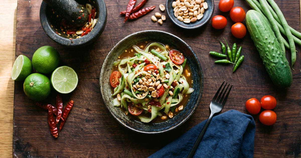 Tam Taeng, Thai Pounded Cucumber Salad