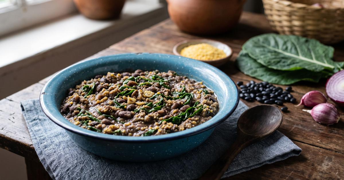 Tutu de Feijao, Brazilian Mashed Beans with Collards